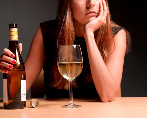 Анонимное лечение женского алкоголизма в Хилке
